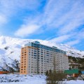 Град у којем сви становници живе у истој згради од 196 станова