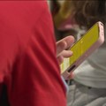 Hrvatska zabranila korišćenje mobilnih u svim osnovnim školama