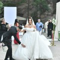 "Dobijali smo prazne koverte na svadbi" Pevačica napravila gala slavlje, a kad je videla poklone ostala bez teksta: "Ko ima…