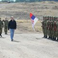 Vučić: Radimo na formiranju digitalne armije