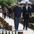 Vučić: Molim vas da se najsnažnije borite za to da Srbija nastavi putem u budućnost