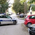 (Foto) Automobil završio na boku! Saobraćajna nezgoda u Novom Sadu, uzrok za sada nepoznat
