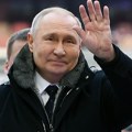 Putin slavi Prvi rezultati izbora