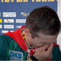 Nikola plakao kao malo dete pred kamerama! Slomio se zbog nepravde - uzeo trofej LŠ, pa otvorio dušu: "Nadam se da je tata…