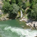 Srpski grad koji ima svoje more: Omiljeno mesto za spas od vrućina, gde odmor pronalaze i oni koji su davno otišli "trbuhom za…