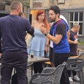 FOTO Postao internet senzacija posle meča Srbije: Dvojnik Vase Micića došao među naše navijače