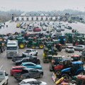 Грчки пољопривредници блокирали граничне прелазе због кашњења субвенција ЕУ