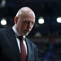 Odlazeći trener Zvezde! Obradovic se naṣ̌ao uvređen: Zagrmeo na svom Tviteru i objavio zapaljivu poruku!
