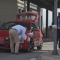 Uoči isteka prelaznog perioda Zakona o strancima, CASA traži produženje: Mali broj građana regulisao status