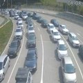 Srbi masovno krenuli na more, granica i putevi zakrčeni: Naoružajte se strpljenjem i opremite vodom