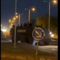 Napad na bazu 101: Odjeknule eksplozije i pucnjava širom glavnog grada (video)