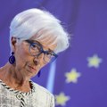 Lagarde se drži po strani u debati o sledećem povećanju stopa