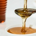 Od kojih proizvođača na tržištu Srbije ne treba kupovati med, vino i voćne rakije?