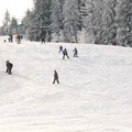 Počela sezona skijanja na Zlataru (VIDEO)