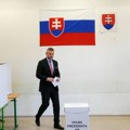 U Slovačkoj danas predsednički izbori, favorit saveznik slovačkog premijera