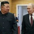 Putin stigao u Severnu Koreju: Na aerodromu ga dočekao Kim Džong Un