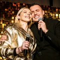 Posle duge pauze ponovo na sceni: Danijela Karić sa suprugom Ivanom Mileusnićem izvela duet i ganula publiku (foto)