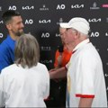 Emotivni susret na Australian Openu: Novak Đoković sreo čoveka koji mu je promenio život pre 20 godina! (VIDEO)