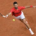 Ovacije na Šatrijeu - Novak držao čas VIDEO