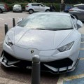 Parkirao je skupi Lamborgini na mestu za invalide, pa izazvao bes javnosti: Kada se pojavio vlasnik svi su zanemeli