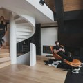 A-frame kuća na Kopaoniku kao promišljen odgovor studija Pujo A&D na zasićenost života u gradu Letnji bioskop pod zvezdama…