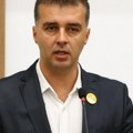 Kreni-promeni: Zabranjena tribina u Omoljici, Savo Manojlović se obratio građanima na trgu