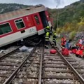 Slovačka, najmanje 100 ljudi povređeno u sudaru dva voza ispred tunela