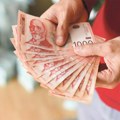 STIŽE NOVAC! Ovaj iznos će vam leći na račun od 1. februara! Oglasili se nadležni, evo ko će sve dobiti naknadu
