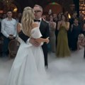 Oženio se poznati muzičar! Mlada blistala u raskošnoj venčanici, a na svadbi im pevala Aleksandra Radović