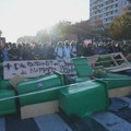 Protesti u Francuskoj: Vlasti u Parizu tvrde da čuju zahteve učenika, ali demonstracije ne prestaju