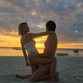Goca Tržan i 14 godina mlađi Raša razmenjivali nežnosti na plaži: Pevačica objavila vrele kadrove iz Afrike
