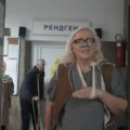 (Paparaco) Zorica Marković kod lekara: Pevačica doživela peh, a sada je kao nova: Osmeh na licu nakon teškog perioda