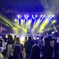(VIDEO) Željko Samardžić održao koncert za pamćenje u Nišu, a na samom kraju “zatrpan” publikom