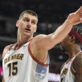 Denver poražen od Njujorka, Jokić bez tripl-dabla (video)