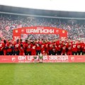 Fudbalerima Crvene zvezde dodeljen pehar namenjen šampionu Srbije