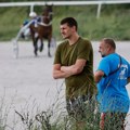 Kinezi znaju šta voli Nikola Jokić, odveli ga u konjsku štalu (VIDEO)