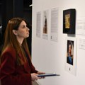 Otvorena izložba ruskih umetnika u Beogradu: Zagonetni portret zauzima posebno mesto
