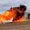 (Video): Jeziv snimak: Avion samo što je uzleteo se okrenuo na bok i srušio se: Usledila je ogromna eksplozija
