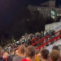 Haos ispred Arene pred meč Zvezda - Baskonija, policija tera navijače bez karata