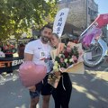 Momčilo zaprosio Kristinu na Leskovačkom polumaratonu (video)