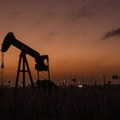 Nafta pala ispod 100 dolara nakon što su SAD i Iran dogovorili dvonedeljni prekid vatre