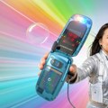 Legendarni brend ponovo živi: Commodore se vratio sa telefonom koji želi da vas odvikne od smartfona