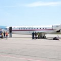 Avion sa troje povređenih u nesreći u Crnoj Gori sleteo na aerodrom u Nišu