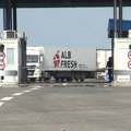 AMSS: Manje gužve na granicama, automobili čekaju do sat vremena na prelazima