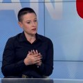 Mužu Katarine Petrović bi da oduzmu čin u policiji zbog karikature na Fejbuku: Ko se pronašao u krvavim tragovima na čizmama…
