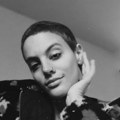 Pevačica (31) koja je ujedinila svet preminula od raka: Izgubila najtežu bitku, zbog nje su svi plakali (foto)