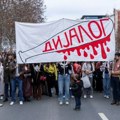 Jesu li studentski protesti u Srbiji 'obojena revolucija' kako tvrde vlasti