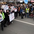 (VIDEO) Studenti nastavili protestni marš ka Novom Sadu, danas im se pridružuju i biciklisti