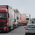 Promenljivo vreme, radovi i čekanje na granicama: Sve što vozači moraju da znaju ako kreću na put
