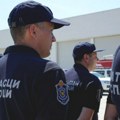 Policija i vatrogasci na Gradskom trgu taktičko-tehničkim zborom obeležavaju Dan porodice